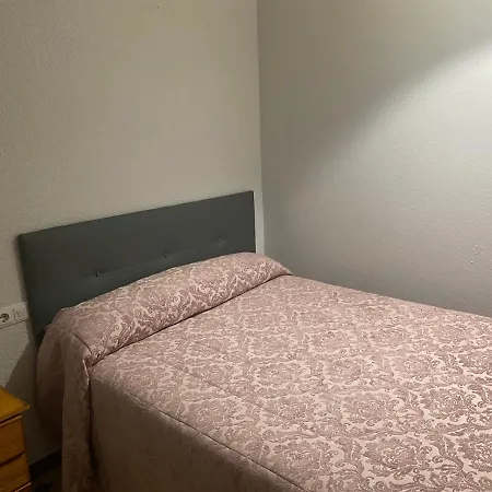 בית הארחה Pension Paris