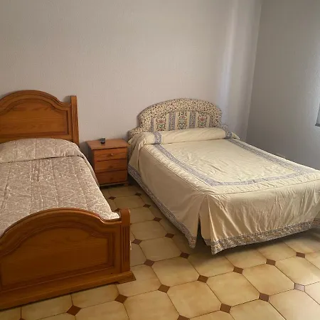 Pension Paris בית הארחה